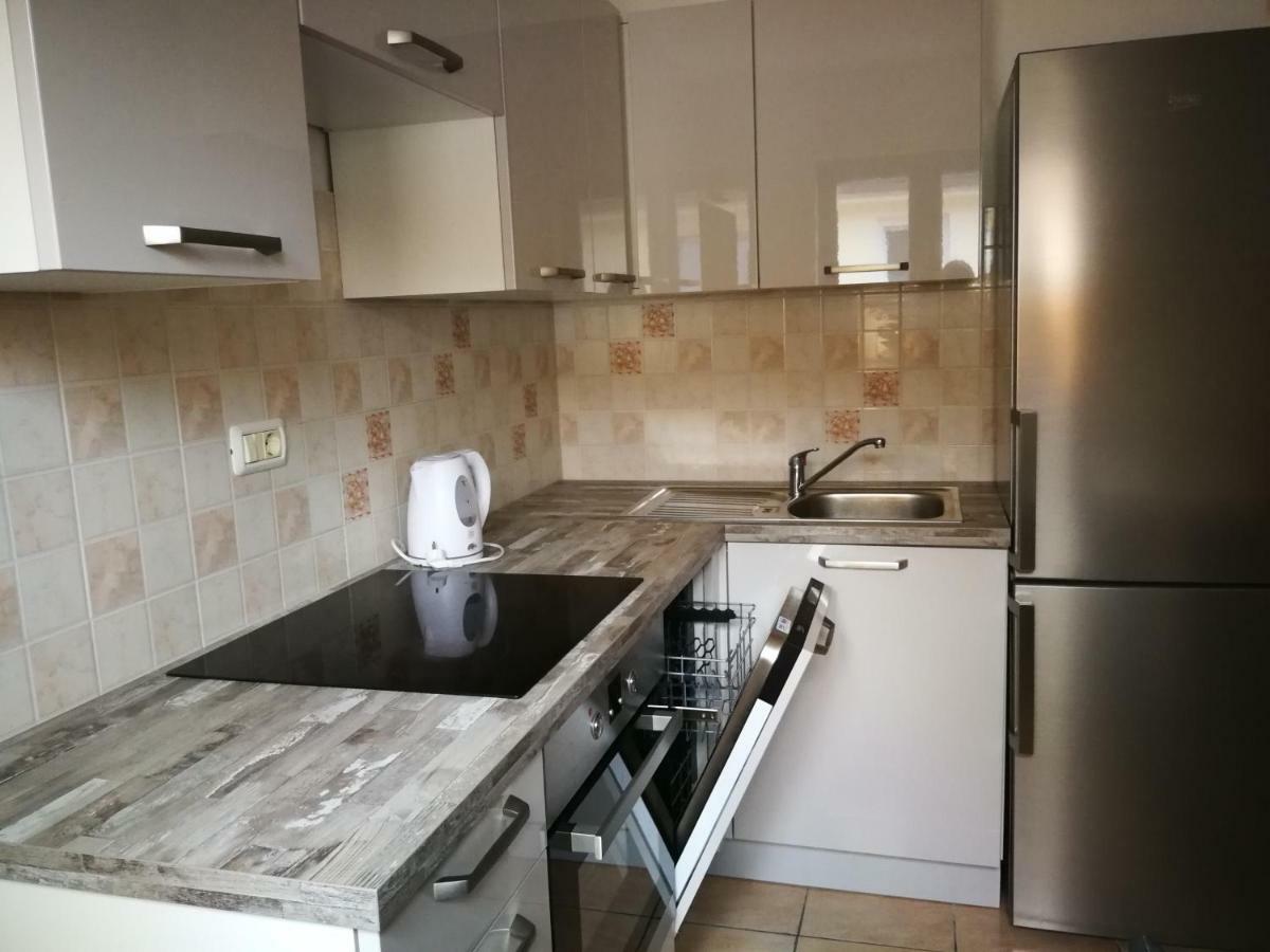 House Ceh Villa Crni Kal Ngoại thất bức ảnh