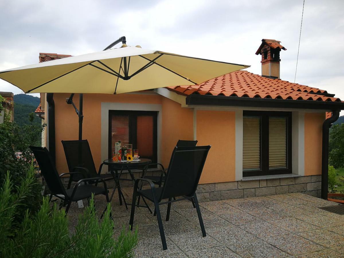 House Ceh Villa Crni Kal Ngoại thất bức ảnh